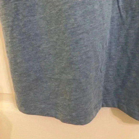Banana Republic Blue Graphic Tee NWOT Size Medium - Picture 9 of 13